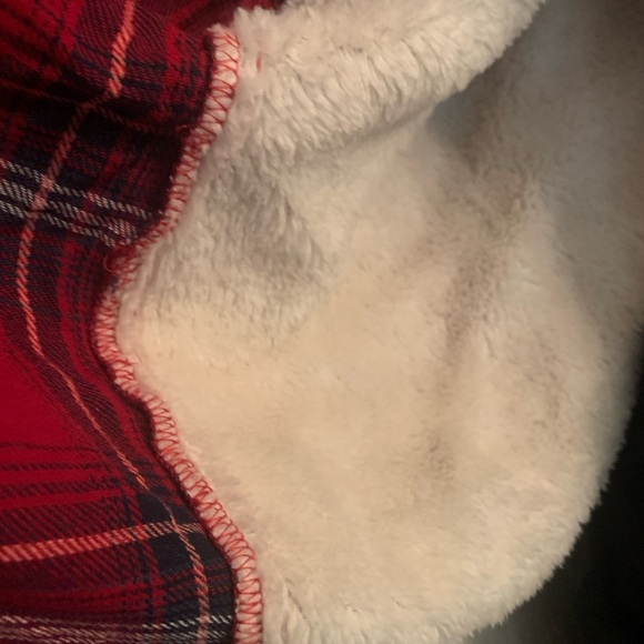 Women’s Medium Lined Plaid Red Flannel Button Up Shirt, P2P 21, Preloved - Picture 5 of 10